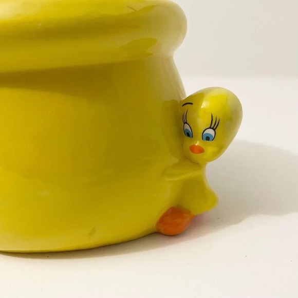 Warner Bros Looney Tunes Sylvester and  Tweety Bird Vase Flower Planter - Picture 16 of 16